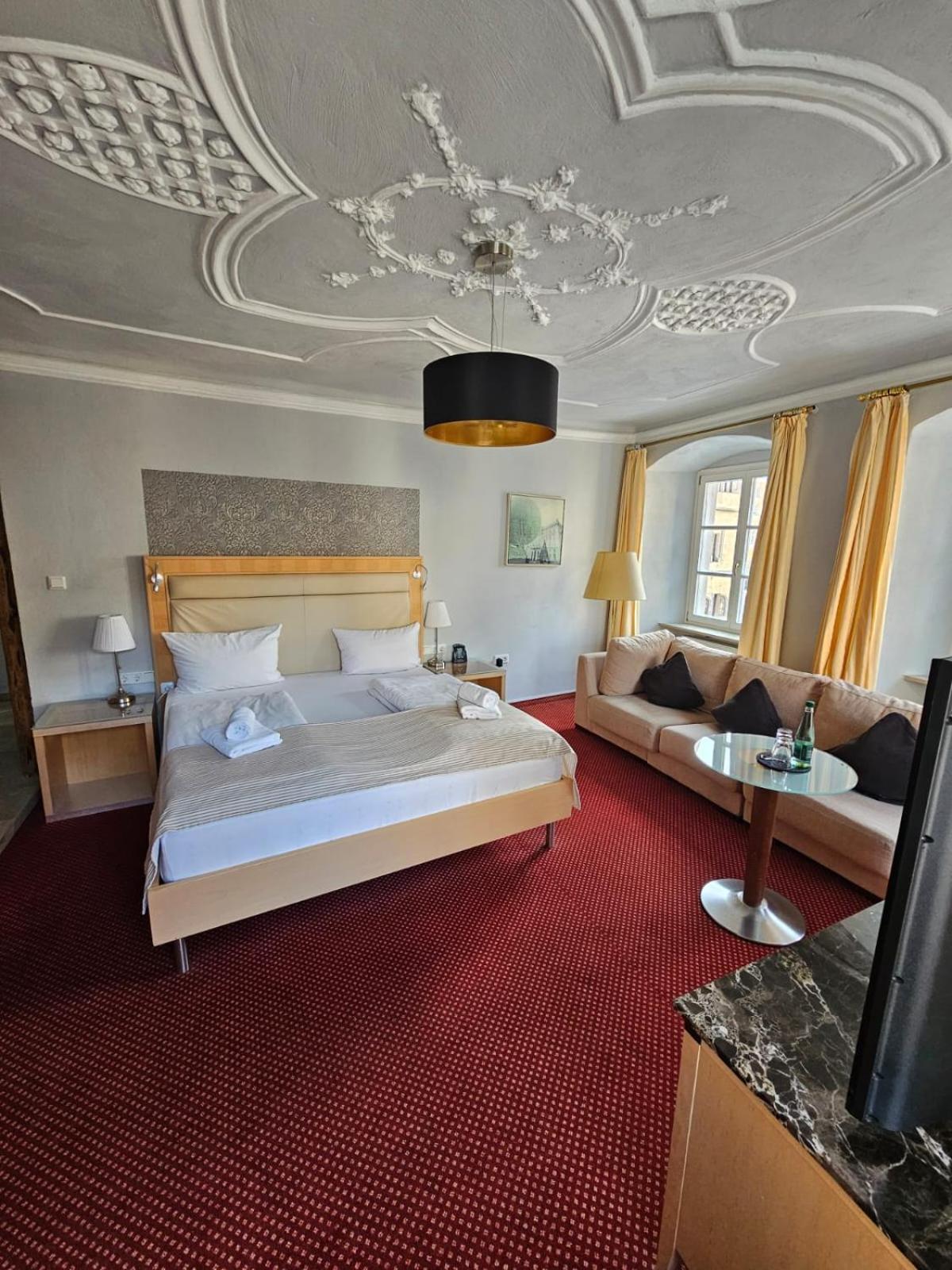 Hotel Goldene Rose Вайсенберґ-ін-Байерн Екстер'єр фото